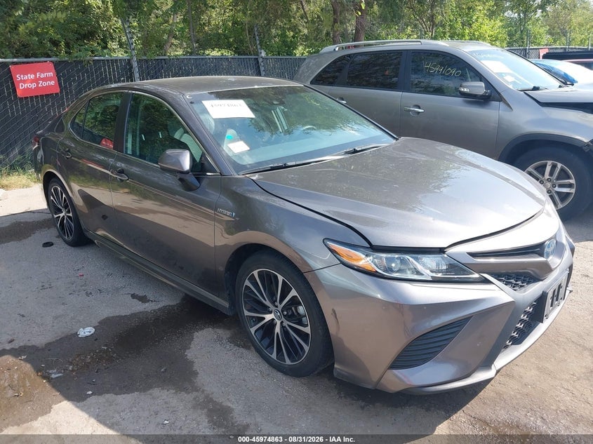 2018 TOYOTA CAMRY HYBRID SE | 4T1B21HK4JU001561 | UPCARS