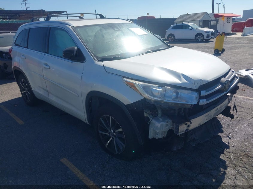 2018 TOYOTA HIGHLANDER XLE | 5TDKZRFH3JS538304 | UPCARS
