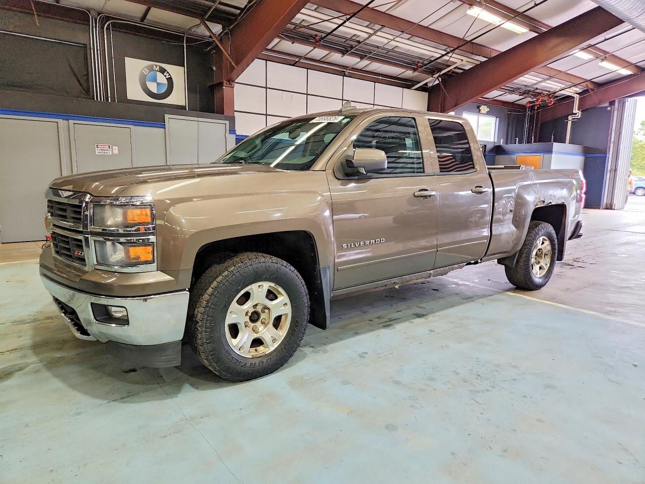 2015 CHEVROLET SILVERADO K1500 LT | 1GCVKREC2FZ183588 | UPCARS