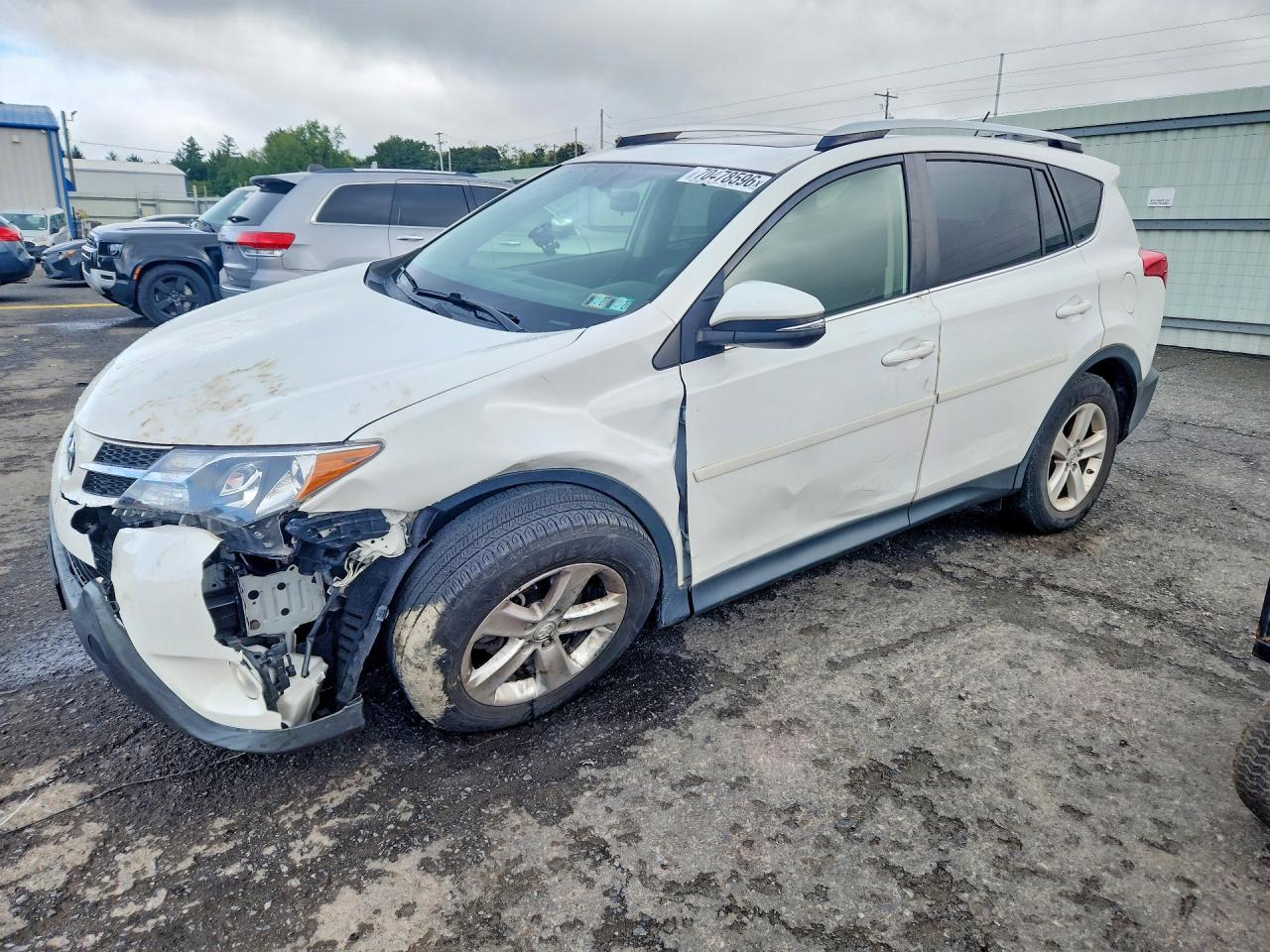 2013 TOYOTA RAV4 XLE | JTMRFREV0DD046988 | UPCARS