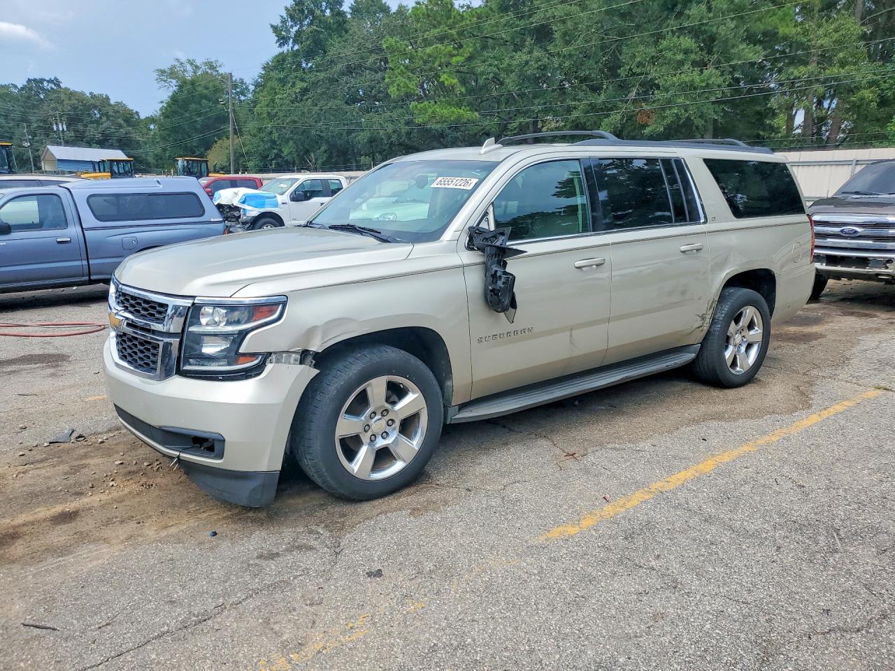 2016 CHEVROLET SUBURBAN C1500 LT | 1GNSCHKC4GR219109 | UPCARS