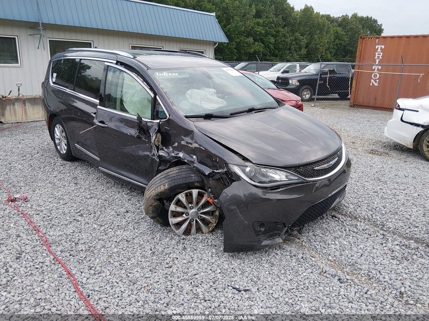 2018 CHRYSLER PACIFICA TOURING L | 2C4RC1BG6JR258822 | UPCARS