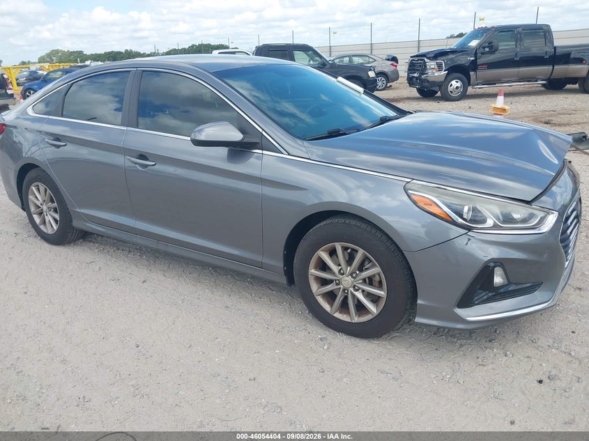 2018 HYUNDAI SONATA SE | 5NPE24AF0JH675992 | UPCARS