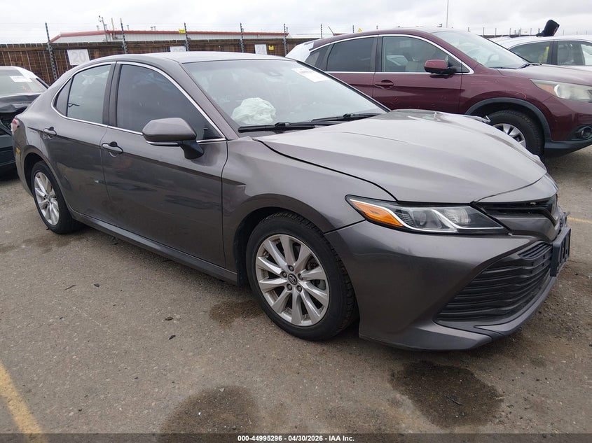 2018 TOYOTA CAMRY LE | 4T1B11HK6JU019398 | UPCARS