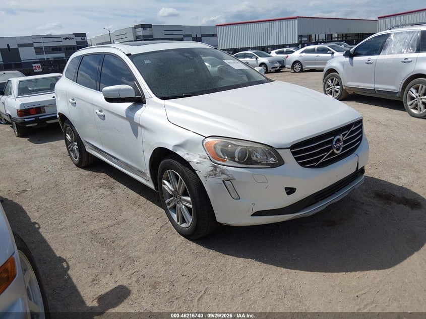 2017 VOLVO XC60 T5 INSCRIPTION | YV440MDU8H2038935 | UPCARS