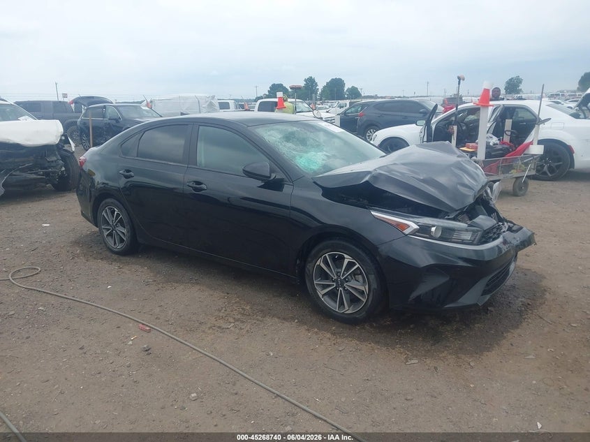 2022 KIA FORTE LXS | 3KPF24AD5NE425161 | UPCARS