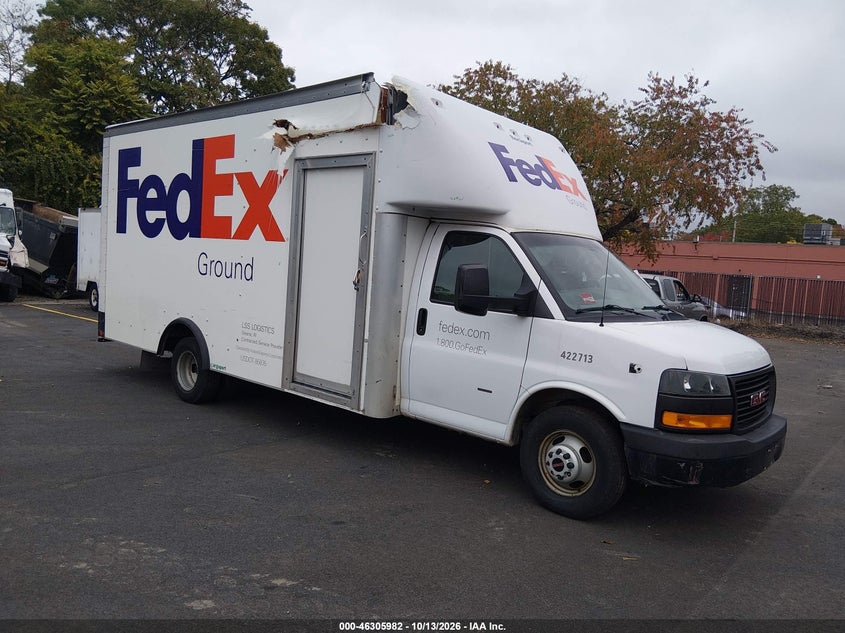 2019 GMC SAVANA CUTAWAY WORK VAN | 7GZ37TCG4KN013040 | UPCARS