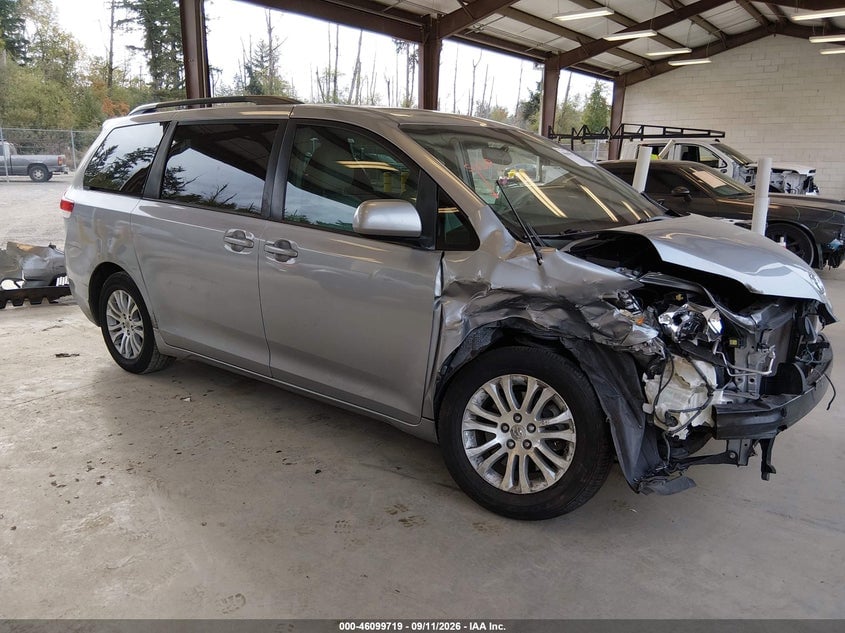 2013 TOYOTA SIENNA XLE V6 8 PASSENGER | 5TDYK3DC3DS316174 | UPCARS