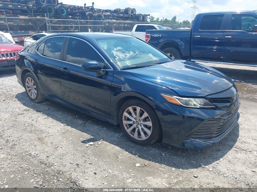 2019 TOYOTA CAMRY LE | 4T1B11HK8KU825597 | UPCARS