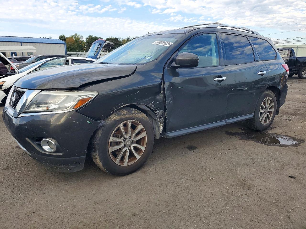 2015 NISSAN PATHFINDER SV | 5N1AR2MNXFC671304 | UPCARS