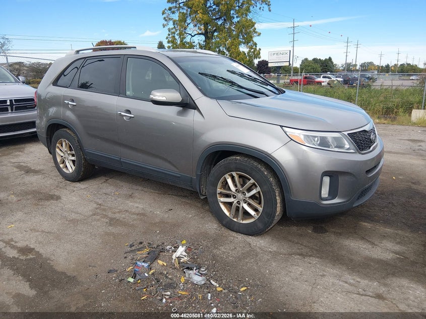 2014 KIA SORENTO LX | 5XYKT3A61EG522271 | UPCARS