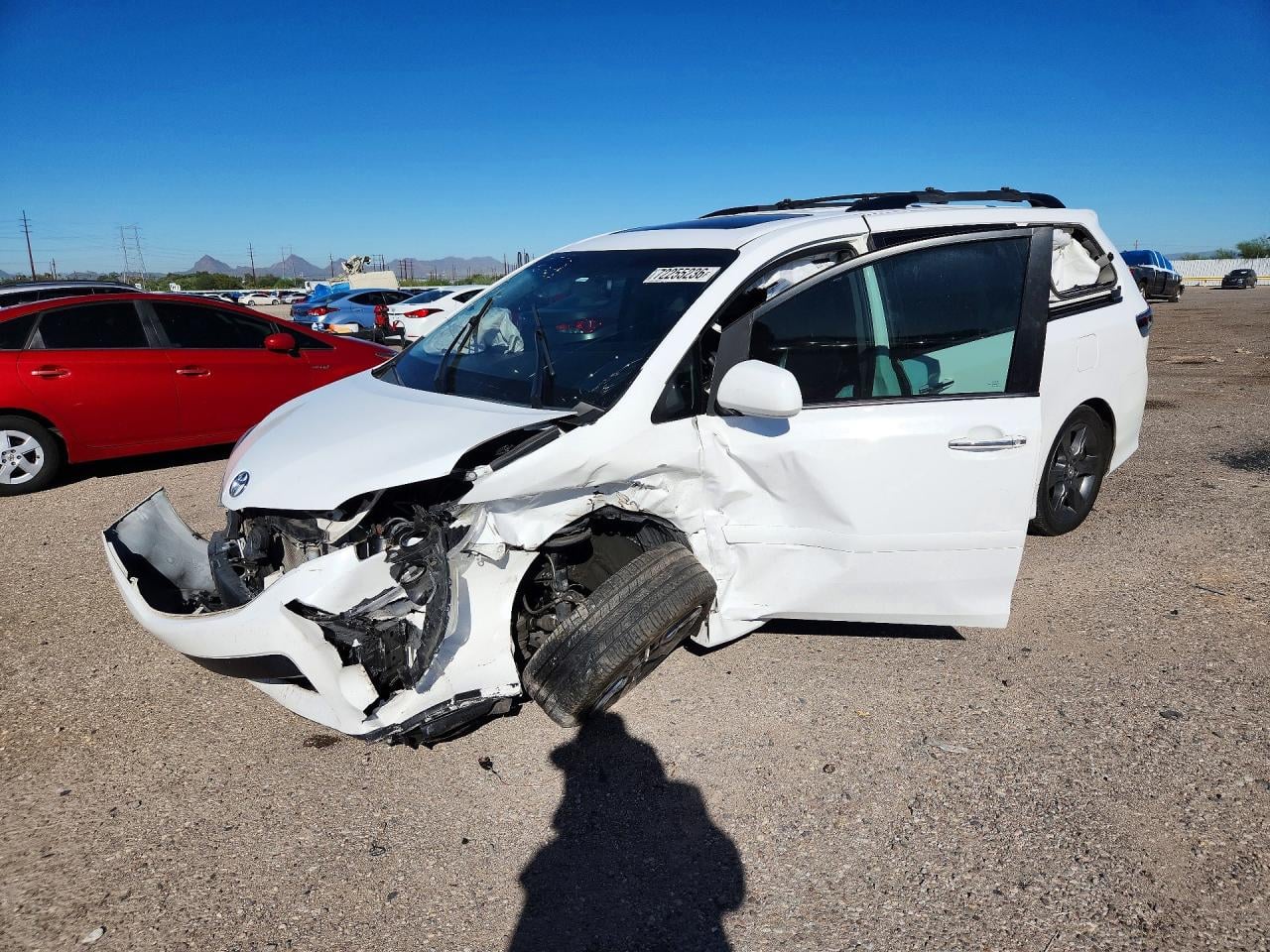 2016 TOYOTA SIENNA SE | 5TDXK3DC5GS716432 | UPCARS