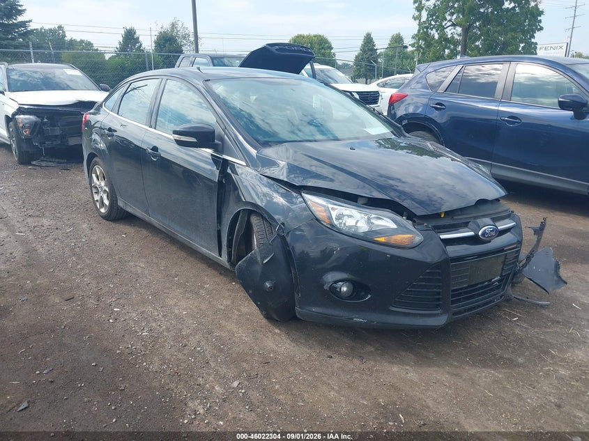 2014 FORD FOCUS TITANIUM | 1FADP3J26EL412255 | UPCARS