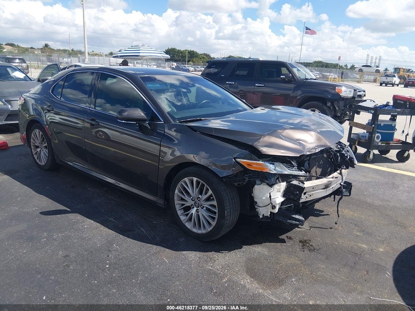 2018 TOYOTA CAMRY XLE | 4T1B11HK5JU051534 | UPCARS