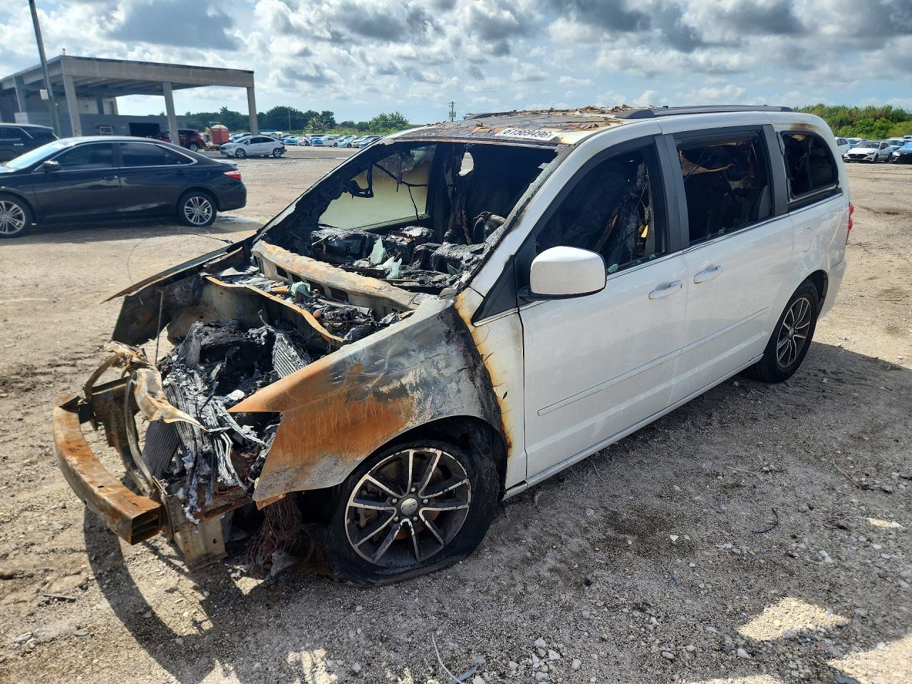 2017 DODGE CARAVAN SXT | 2C4RDGCG2HR692969 | UPCARS