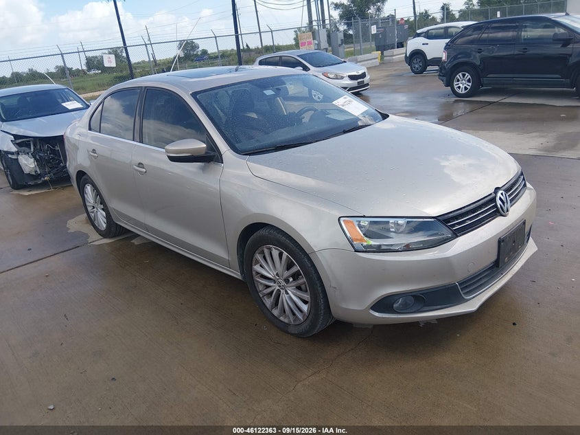 2013 VOLKSWAGEN JETTA 2.5L SEL | 3VWLX7AJ0DM237354 | UPCARS