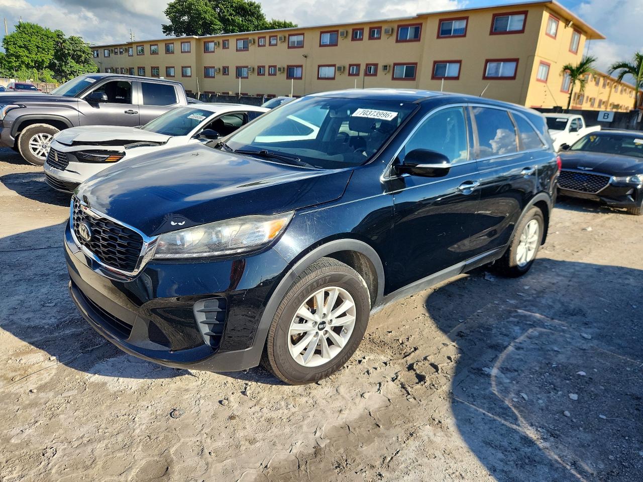 2019 KIA SORENTO LX | 5XYPG4A31KG518755 | UPCARS