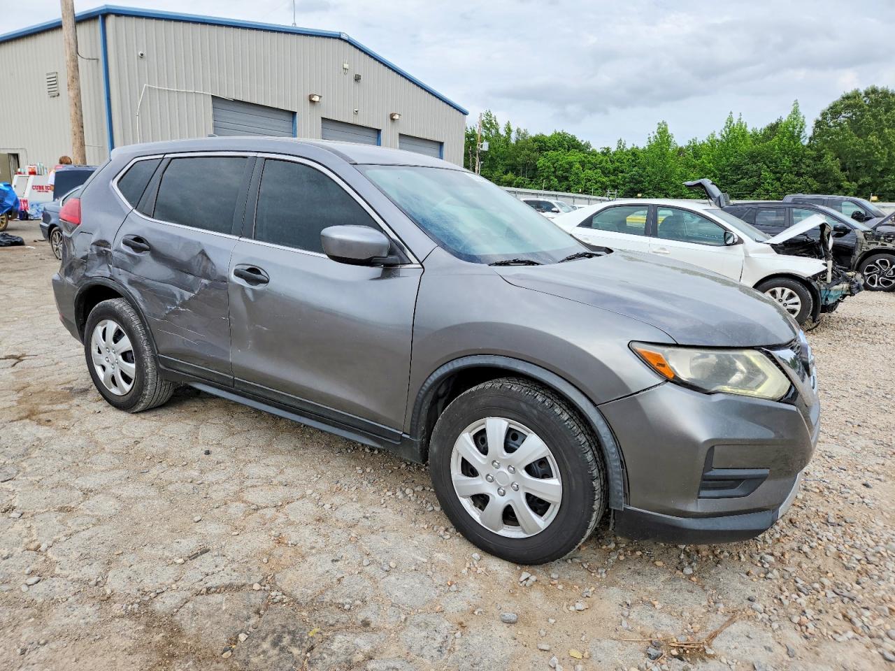 2017 NISSAN ROGUE S | KNMAT2MV1HP519316 | UPCARS