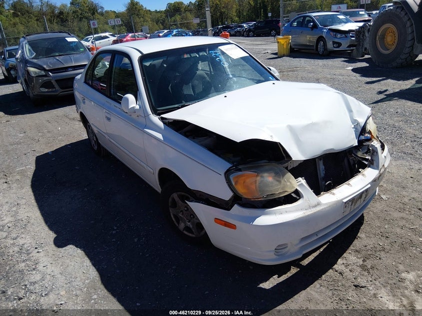 2005 HYUNDAI ACCENT GLS | KMHCG45C95U590262 | UPCARS
