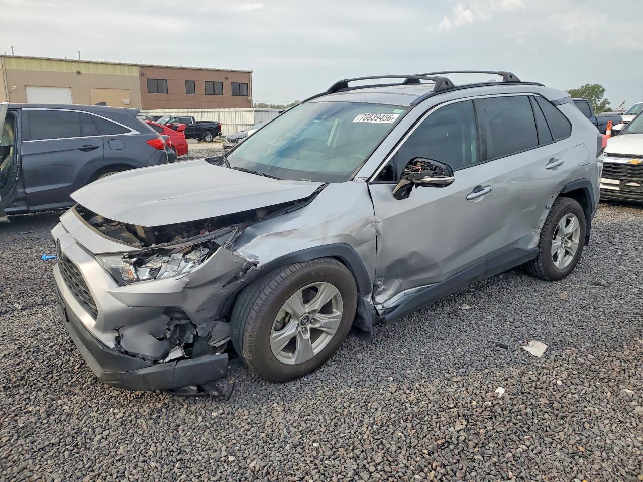 2021 TOYOTA RAV4 XLE | 2T3W1RFV5MW106511 | UPCARS