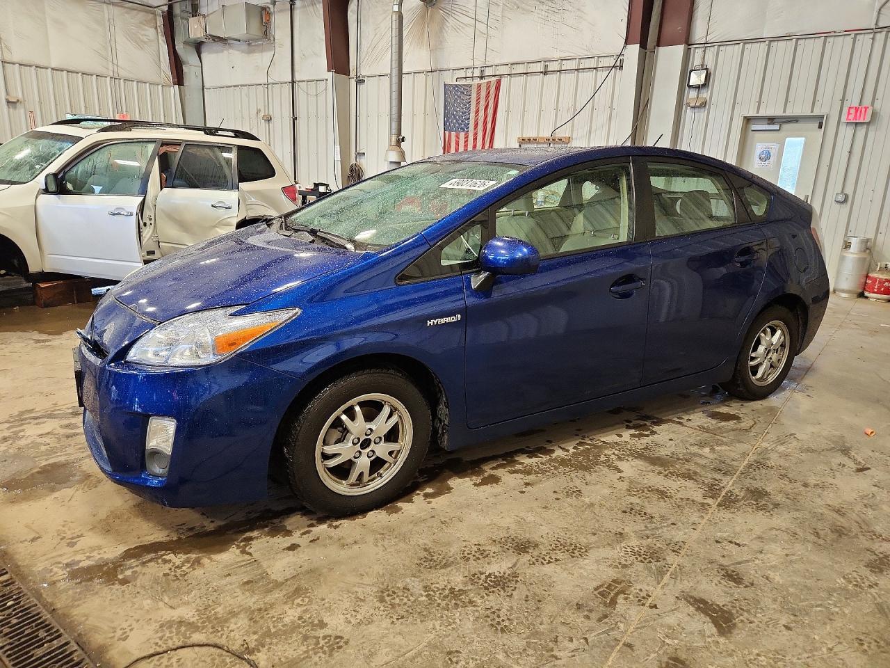 2011 TOYOTA PRIUS TWO | JTDKN3DUXB0257890 | UPCARS
