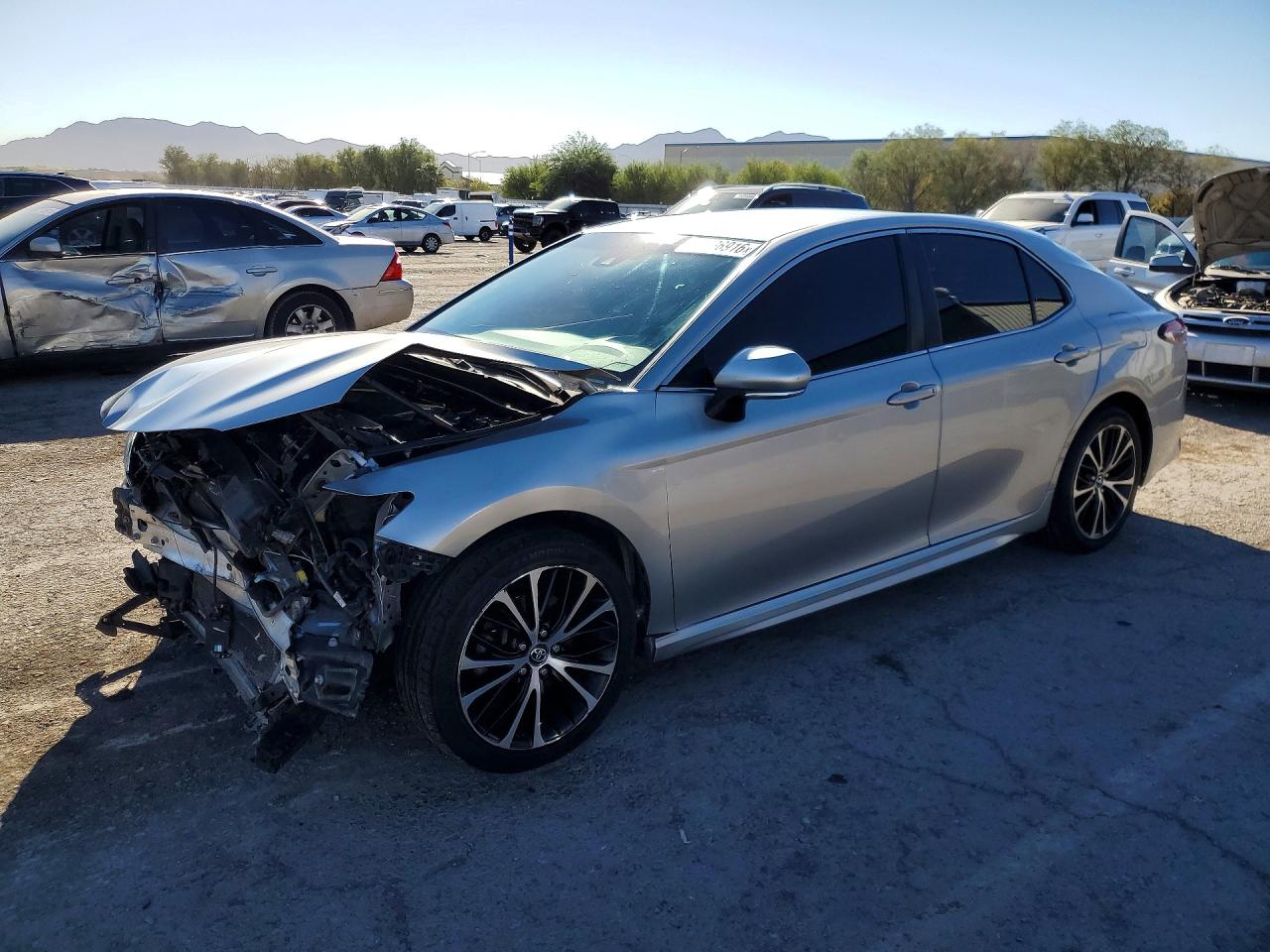 2018 TOYOTA CAMRY SE | 4T1B11HKXJU524716 | UPCARS
