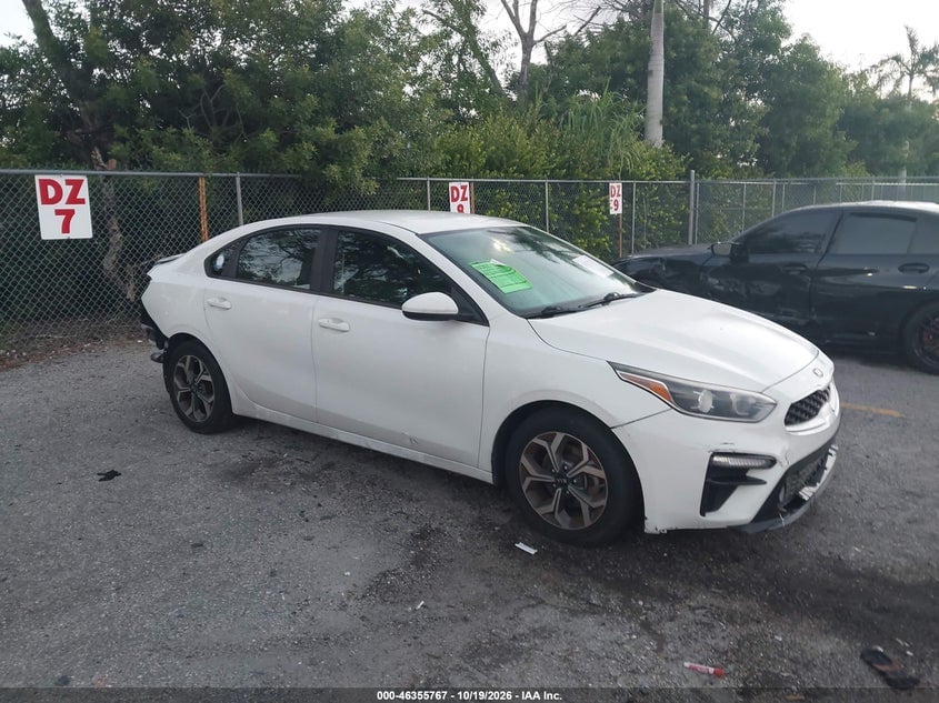 2019 KIA FORTE LXS | 3KPF24AD7KE127027 | UPCARS