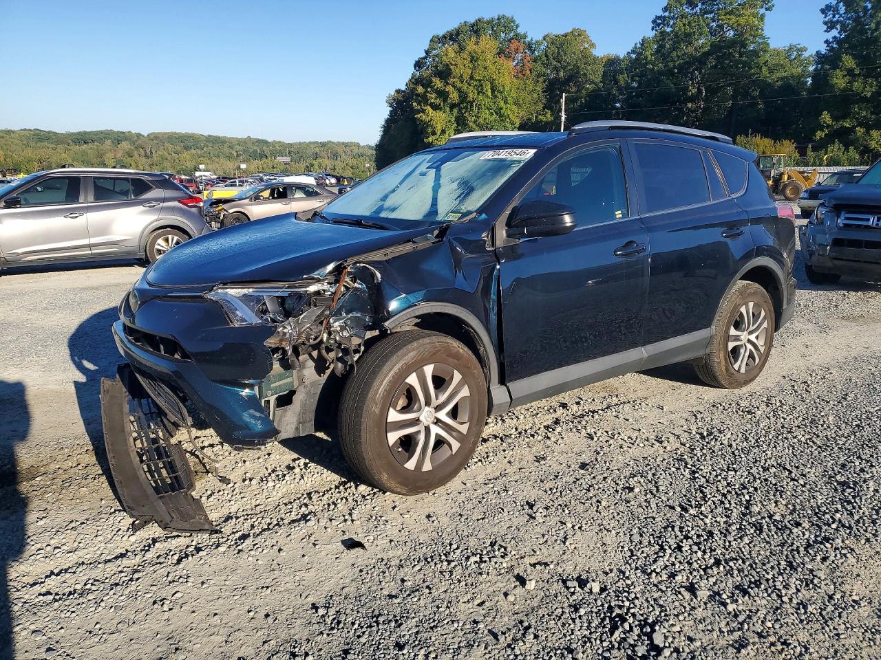 2018 TOYOTA RAV4 LE | JTMZFREV8JJ173825 | UPCARS