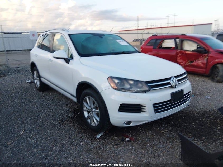 2014 VOLKSWAGEN TOUAREG 3.6L SPORT | WVGEF9BP8ED014873 | UPCARS