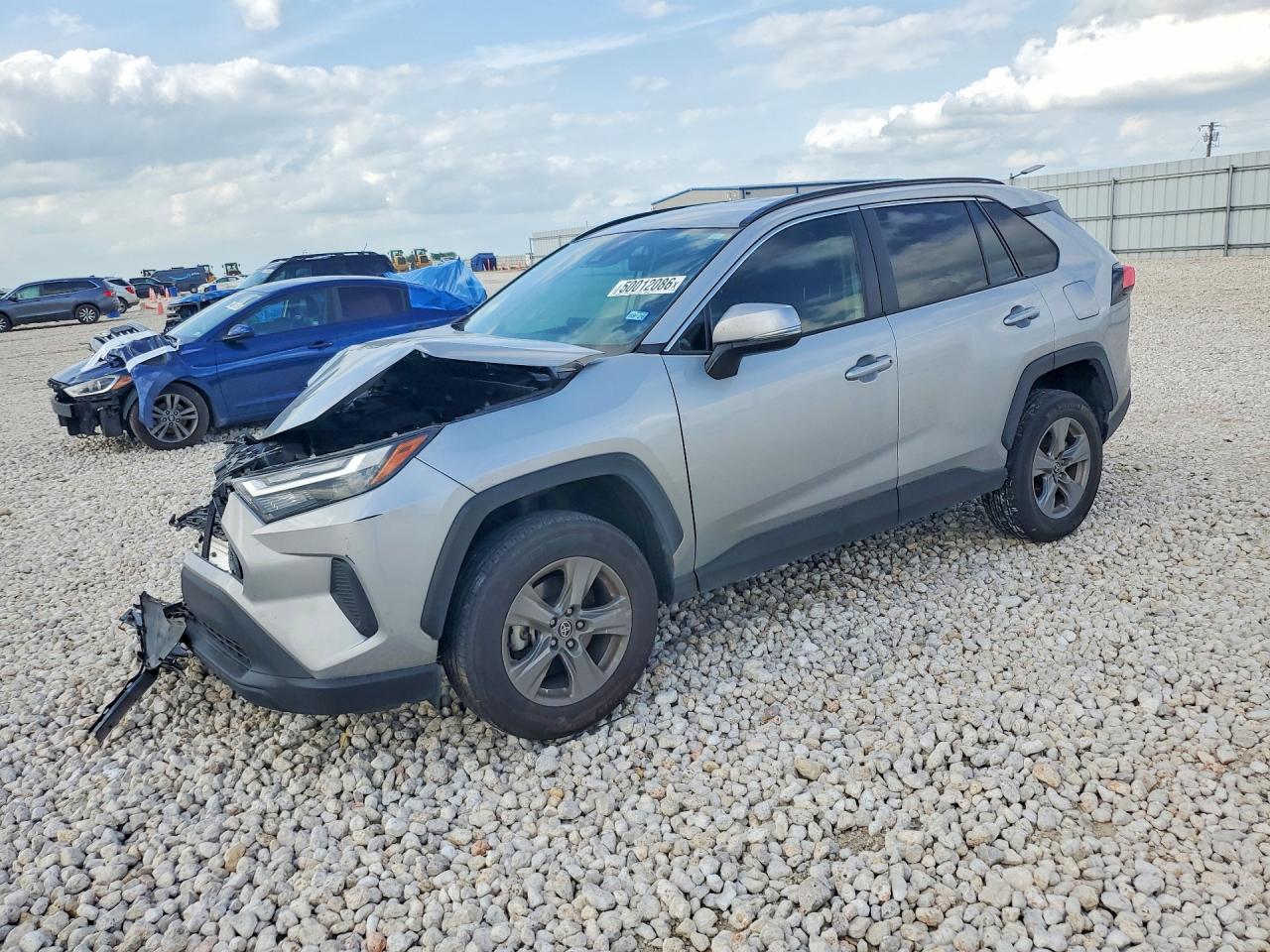 2024 TOYOTA RAV4 XLE | 2T3W1RFV2RW309587 | UPCARS