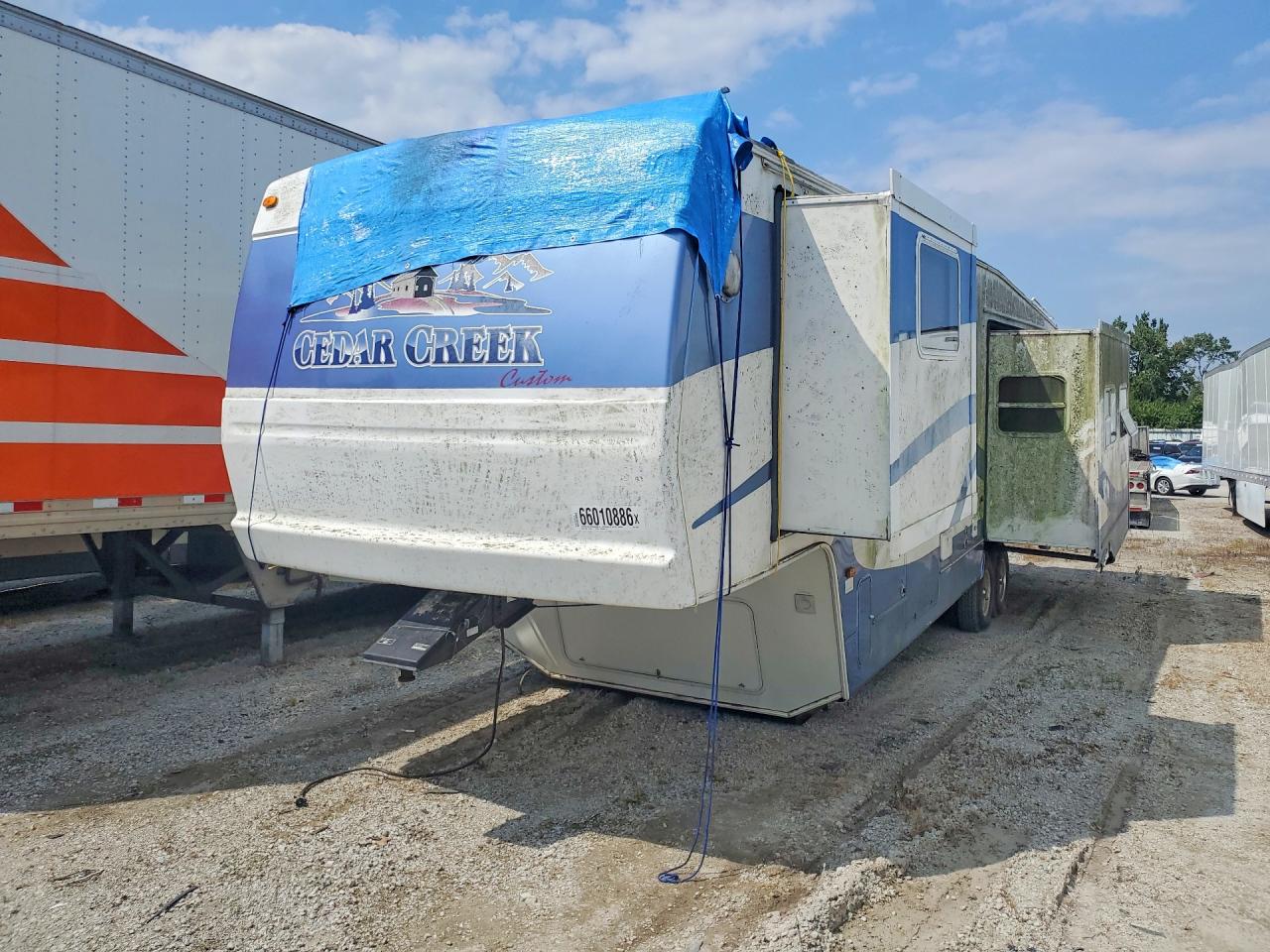 2002 FOREST RIVER CEDAR CREE CAMPER | 4X4FCRM222P183973 | UPCARS