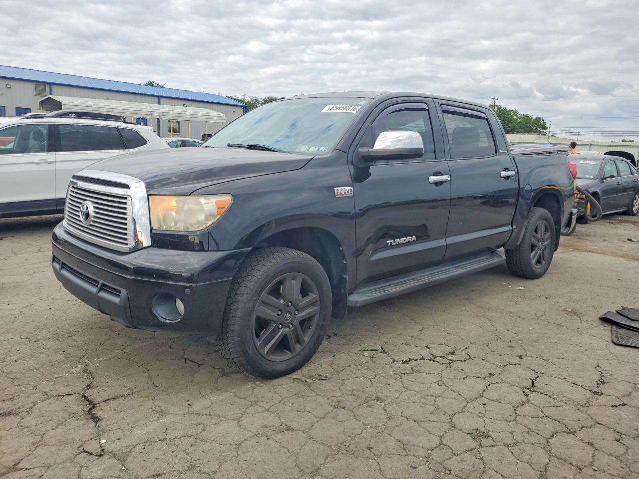 2013 TOYOTA TUNDRA LIMITED | 5TFHY5F18DX321774 | UPCARS