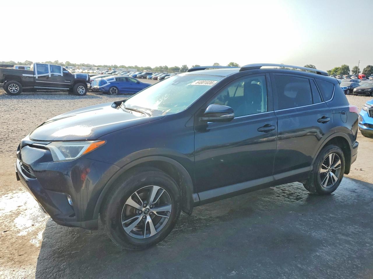 2018 TOYOTA RAV4 XLE | 2T3WFREV4JW432069 | UPCARS