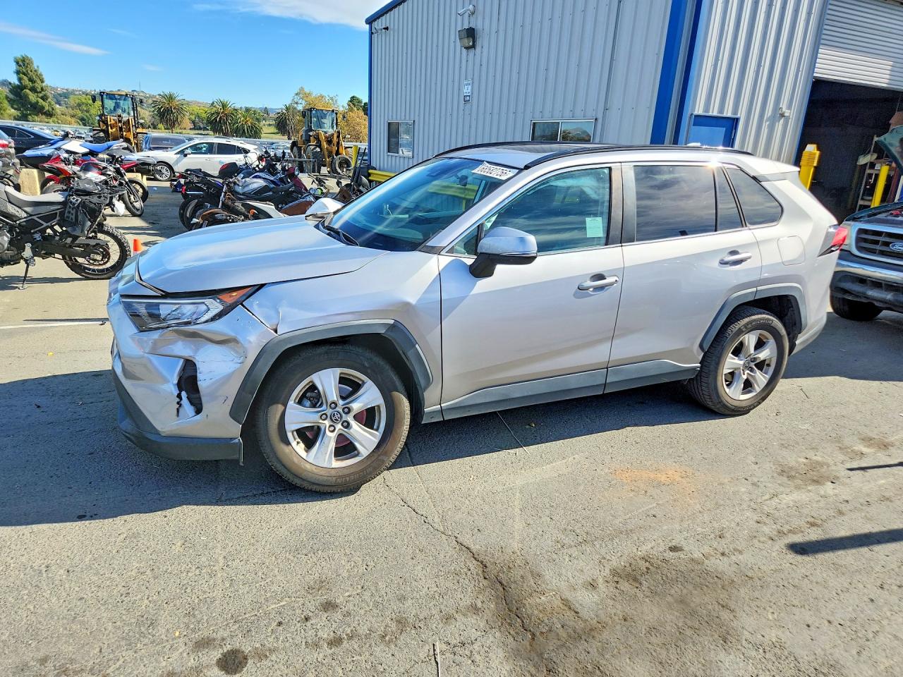 2021 TOYOTA RAV4 XLE | 2T3W1RFV2MC154808 | UPCARS