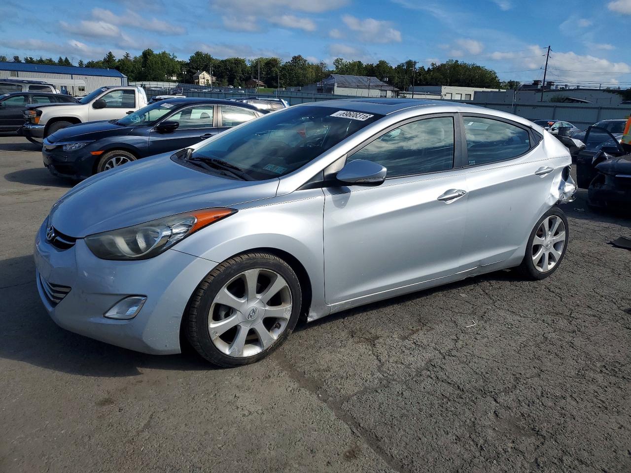 2013 HYUNDAI ELANTRA LIMITED | 5NPDH4AE4DH261281 | UPCARS