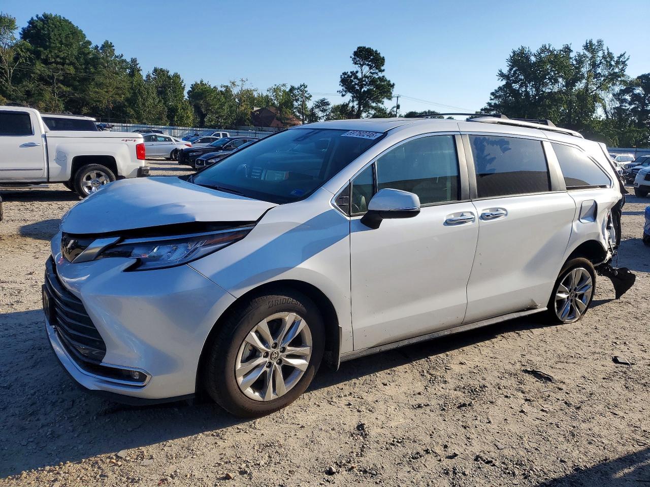 2026 TOYOTA SIENNA LIMITED 7-PASSENGER | 5TDZSKFCXTS237207 | UPCARS