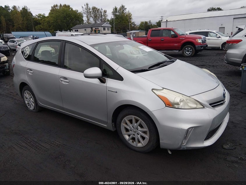 2013 TOYOTA PRIUS V TWO | JTDZN3EU3D3220095 | UPCARS
