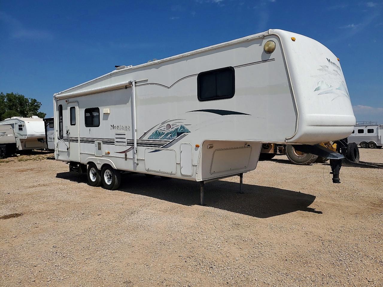 2002 KEYSTONE KEYSTONE | 4YDF2952424058365 | UPCARS