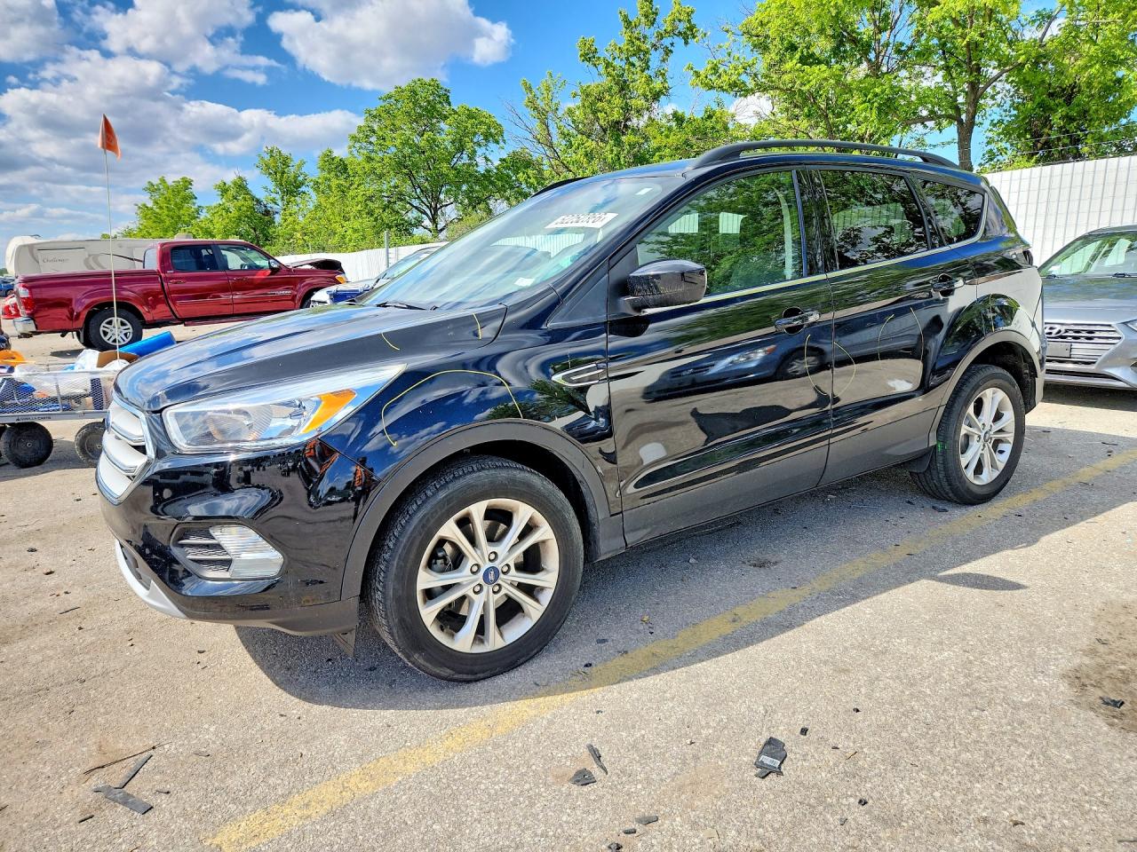 2018 FORD ESCAPE SE | 1FMCU0GD7JUD57501 | UPCARS