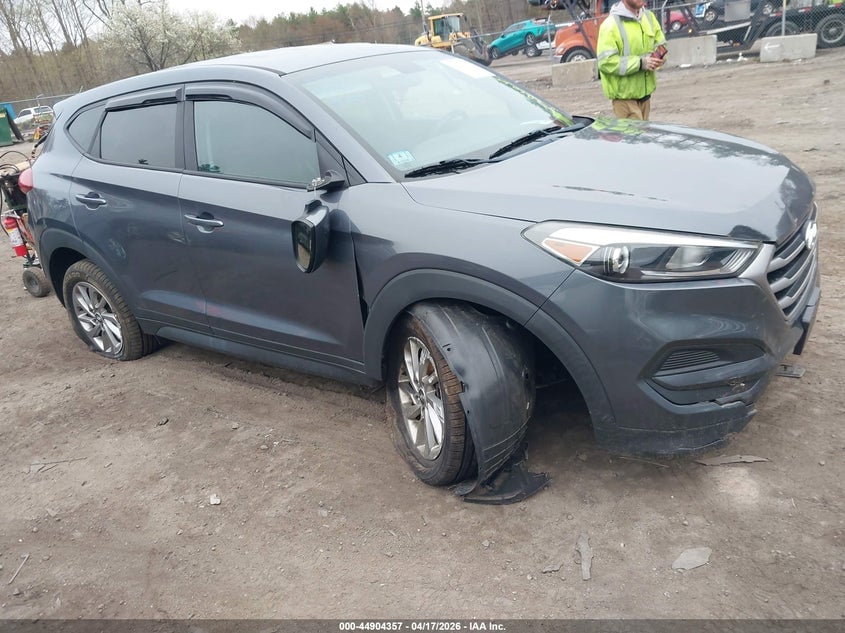 2018 HYUNDAI TUCSON SE | KM8J2CA49JU828488 | UPCARS
