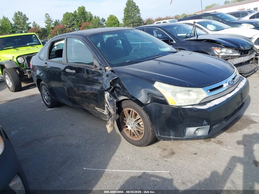 2011 FORD FOCU SE | 1FAHP3FN3BW158602 | UPCARS