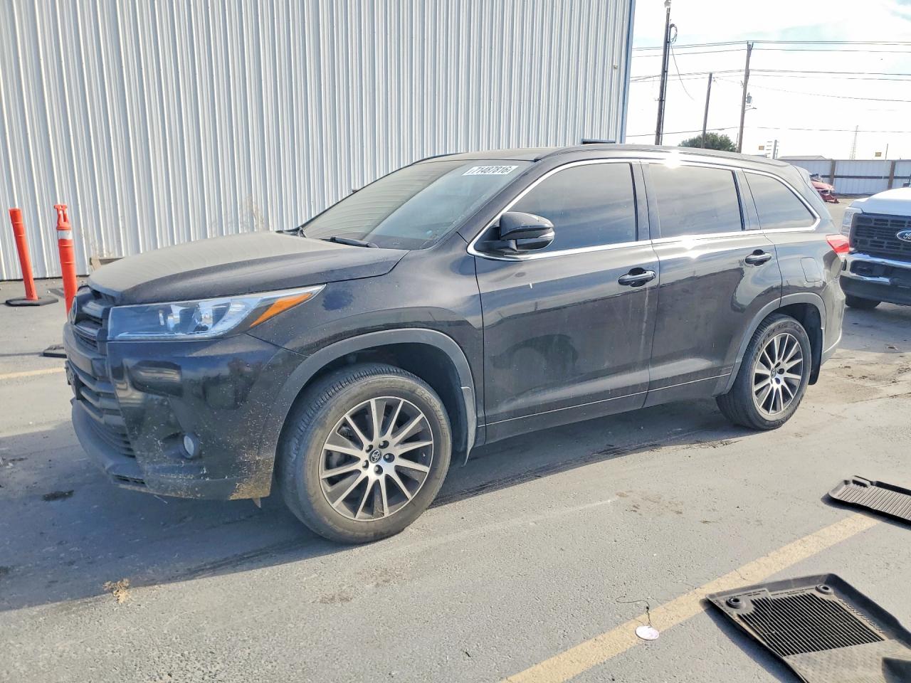 2018 TOYOTA HIGHLANDER SE | 5TDJZRFH6JS540656 | UPCARS