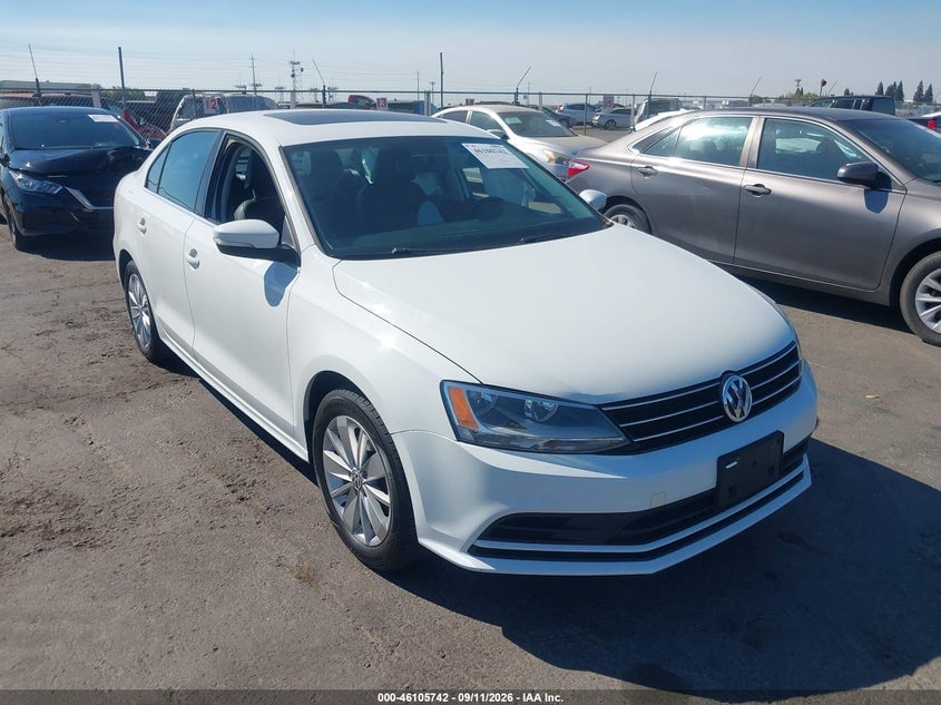 2015 VOLKSWAGEN JETTA 1.8T SE | 3VWD17AJ1FM417211 | UPCARS