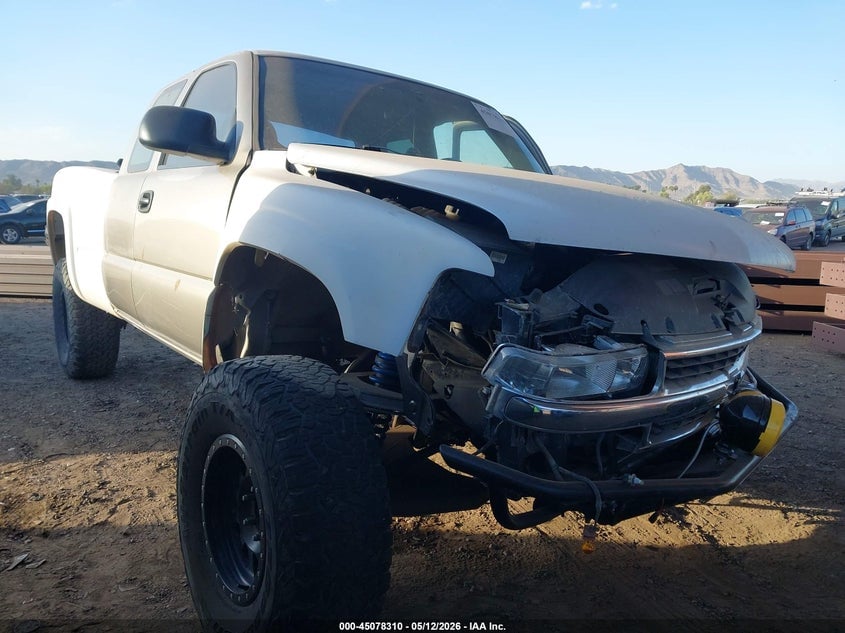 2001 CHEVROLET SILVERADO 1500 | 2GCEC19V211191637 | UPCARS