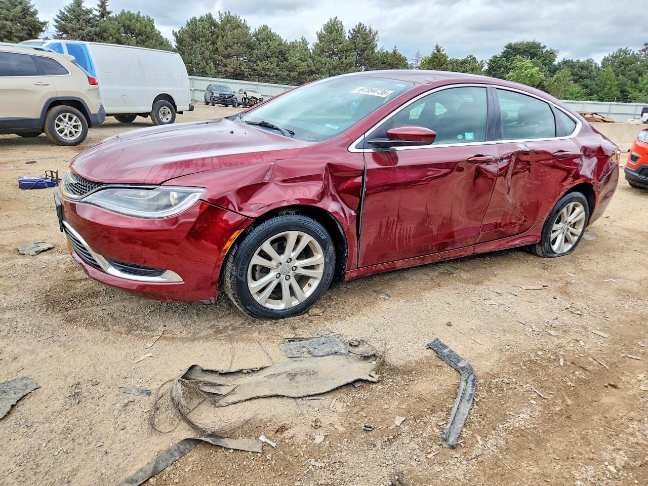 2015 CHRYSLER 200 LIMITED | 1C3CCCAB3FN692907 | UPCARS