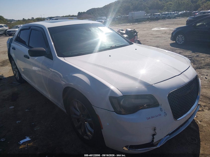 2019 CHRYSLER 300 LIMITED AWD | 2C3CCAKG0KH578154 | UPCARS