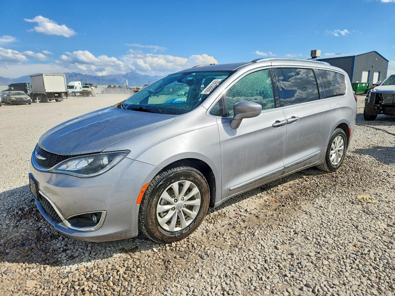 2018 CHRYSLER PACIFICA TOURING L | 2C4RC1BG1JR217403 | UPCARS