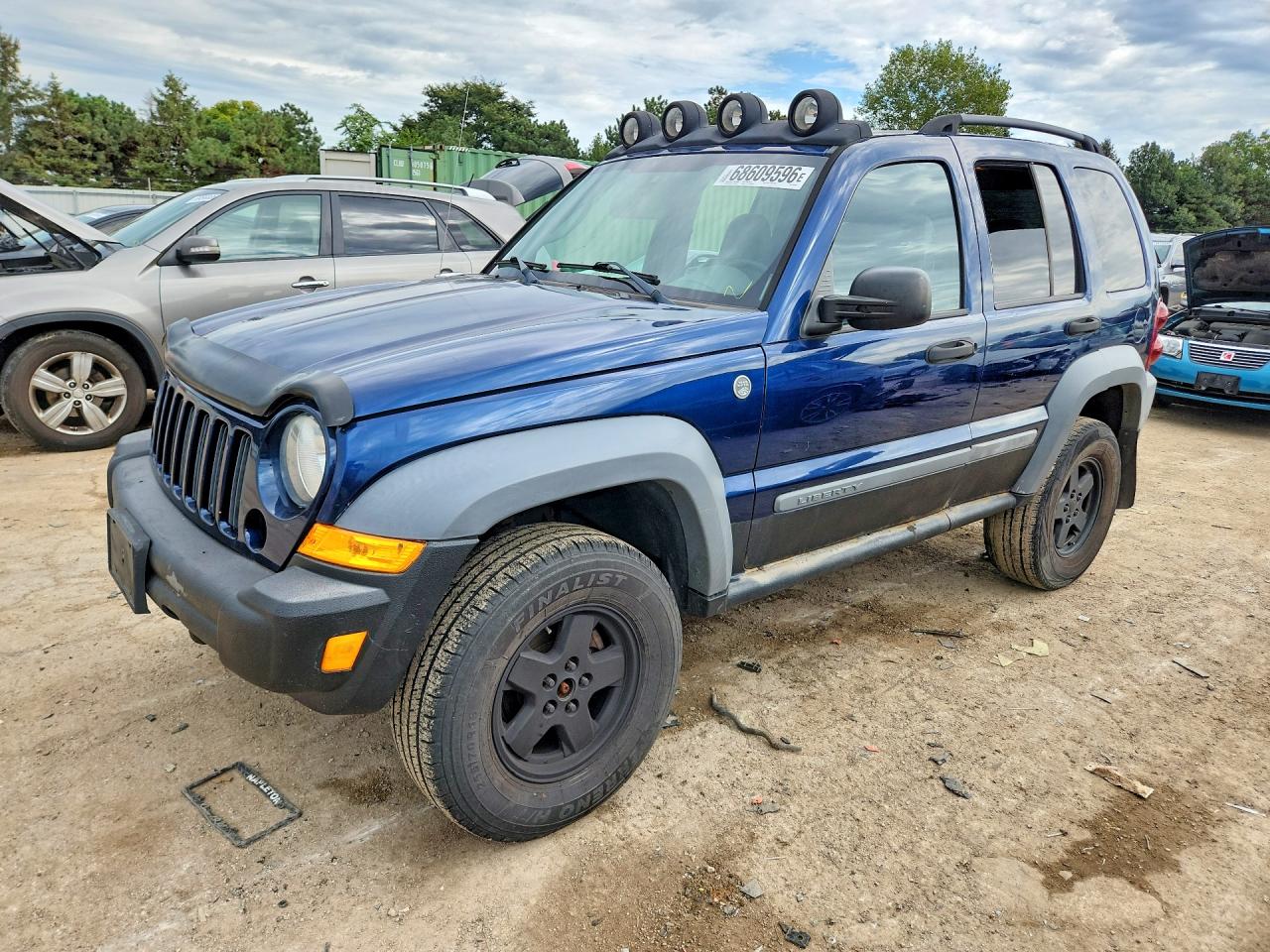 2005 JEEP LIBERTY SPORT | 1J4GL48575W601997 | UPCARS