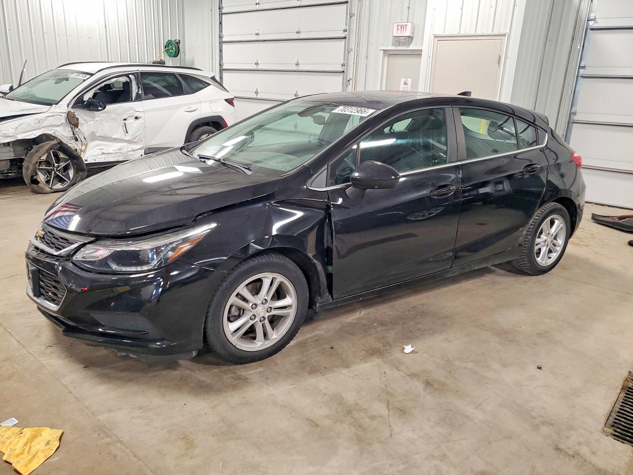 2017 CHEVROLET CRUZE LT | 3G1BE6SM6HS613640 | UPCARS