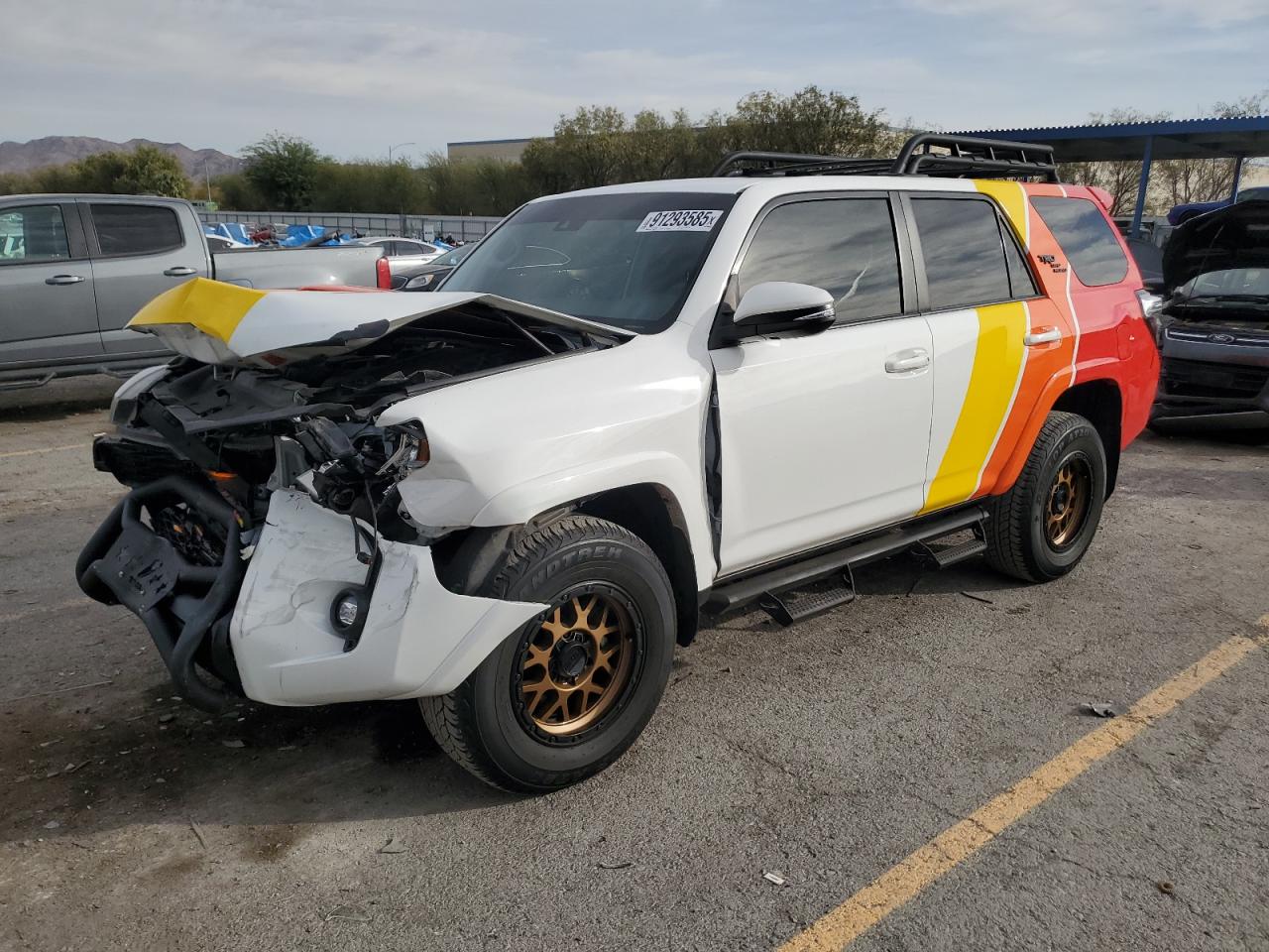 2022 TOYOTA 4RUNNER TRD OFF-ROAD PREMIUM | JTERU5JR0N6077411 | UPCARS